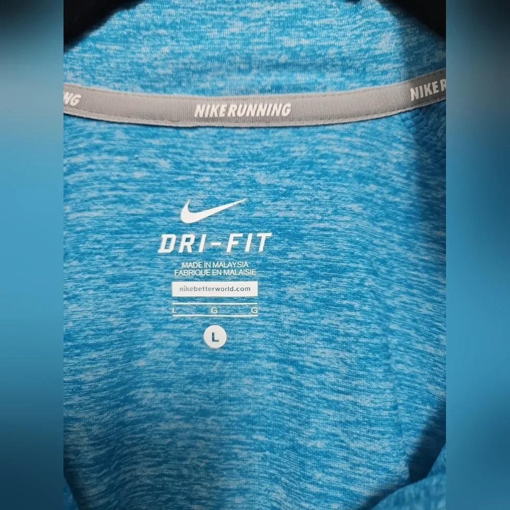 Nike Running Dri-Fit Blue Quarter-Zip.